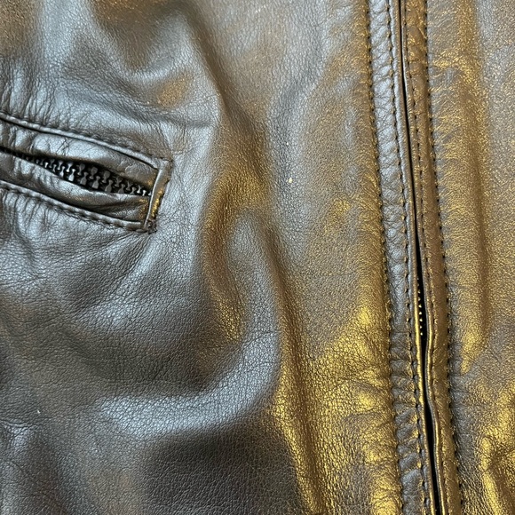 VINTAGE Black Leather Moto Jacket - Picture 7 of 11